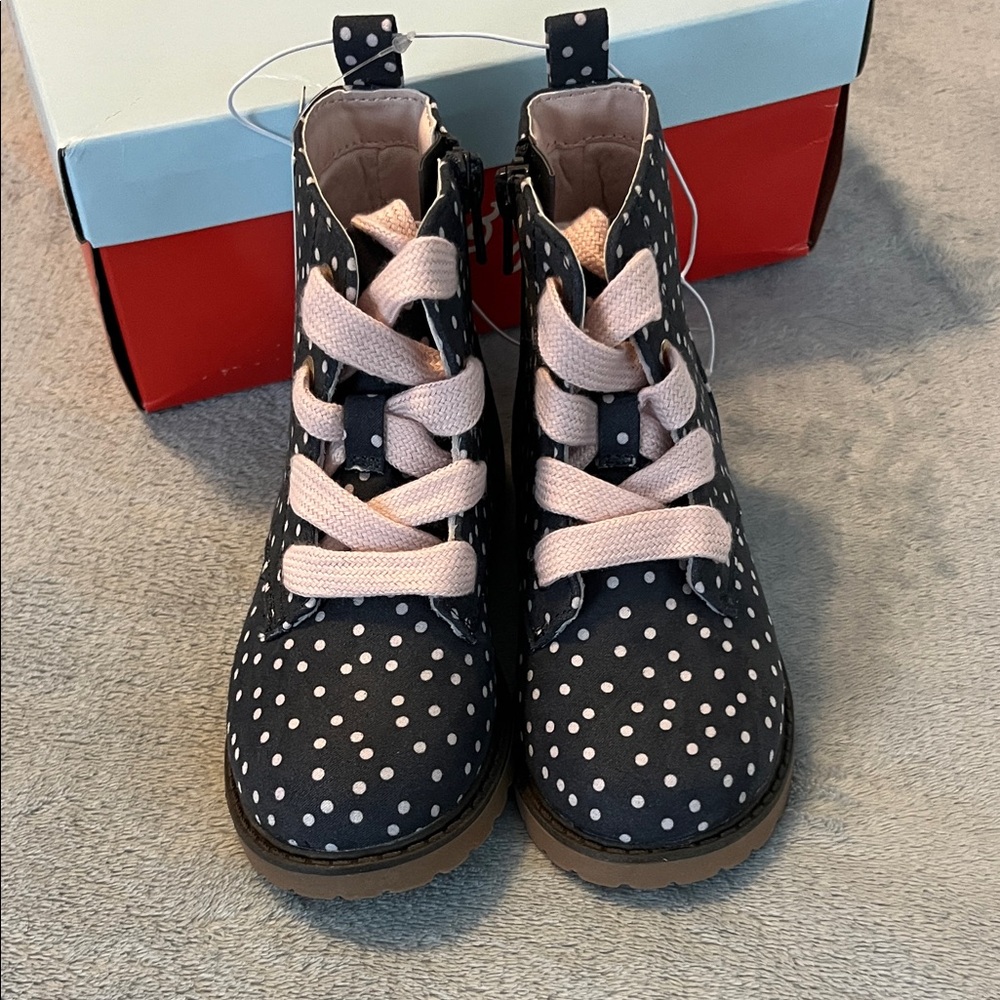 Cat & Jack Charcoal Gray Polka Dot Kids Boots with Pink Laces - Picture 2 of 9